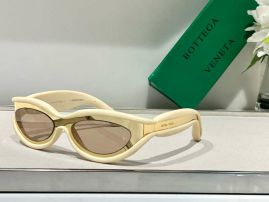 Picture of Bottega Veneta Sunglasses _SKUfw56642700fw